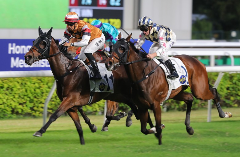 Atullibigeal (left) gets the better of Alacrity in the final strides at Sha Tin last month. Photo: Kenneth Chan.
