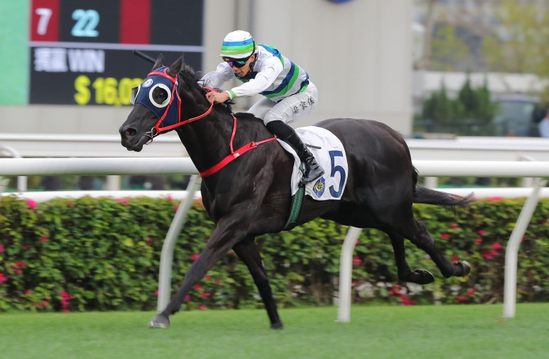 Derek Leung boots Voyage Samurai home. Photos: Kenneth Chan