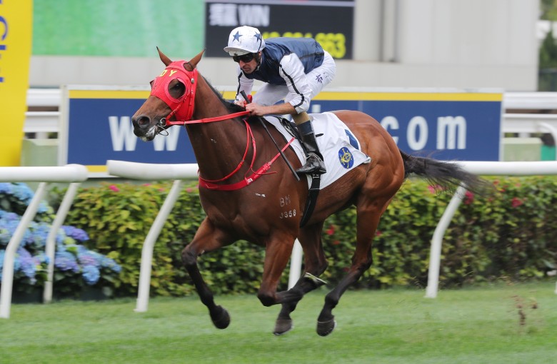 Hugh Bowman guides Fast Network to a brilliant win on March 30. Photos: Kenneth Chan