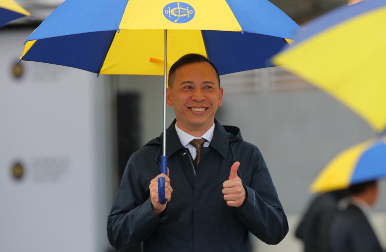 Cody Mo is all smiles after a race-to-race double at Sha Tin. Photos: Kenneth Chan