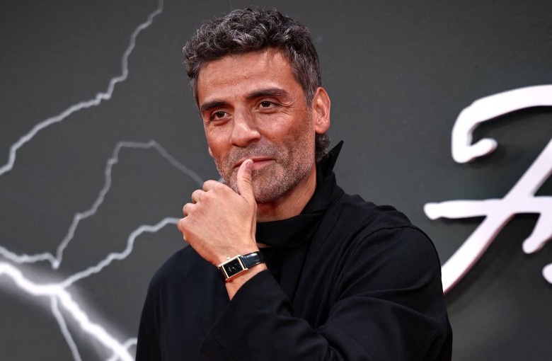 Oscar Isaac at the gala screening of Frankenstein during the 2025 BFI London Film Festival in October, with a Tank Louis Cartier on his wrist. Photo: AFP