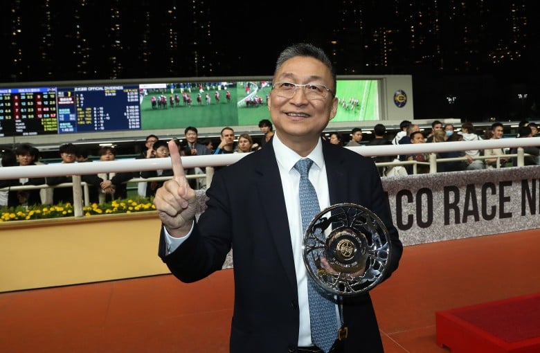 Francis Lui celebrates his January Cup win with Speed Dragon and 1,000th training success in Hong Kong. Photos: Kenneth Chan