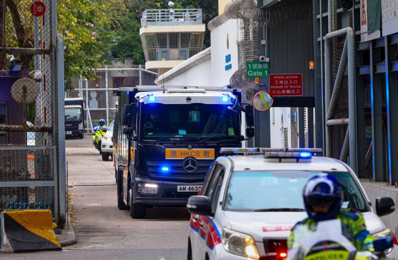 A Hong Kong Correctional Services vehicle carrying former media tycoon Jimmy Lai leaves the Lai Chi Kok Reception Centre and heads to the West Kowloon Court on February 9. Photo: Dickson Lee