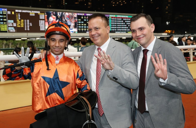 Perfect General seals a four-timer for Joao Moreira and Caspar Fownes at Happy Valley. Photos: Kenneth Chan.