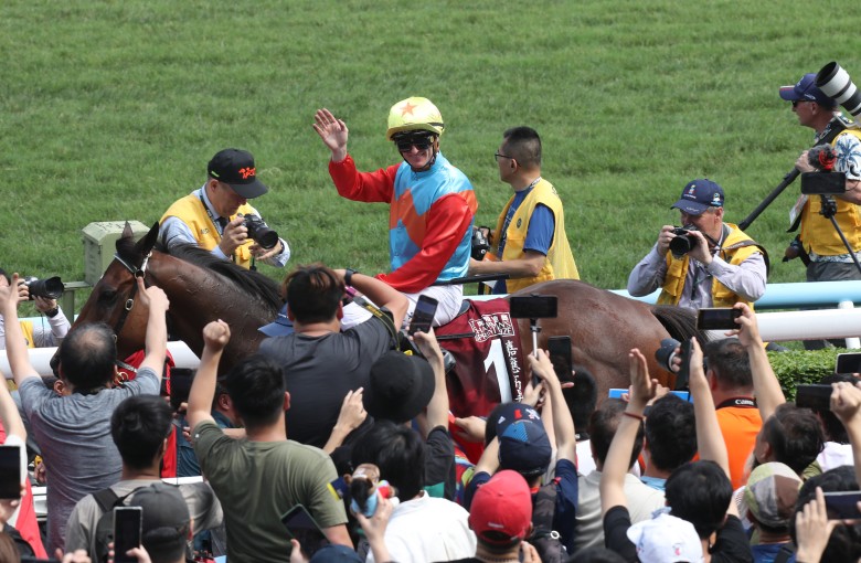Zac Purton returns following the win of Ka Ying Rising at Sha Tin. Photos: Kenneth Chan
