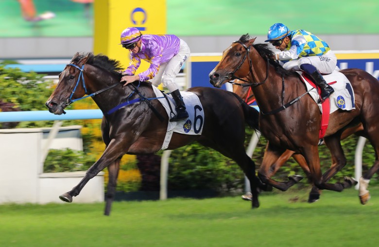 Little Paradise holds off a late charge from Galaxy Patch to win the Group Three Premier Cup under Zac Purton. Photos: Kenneth Chan