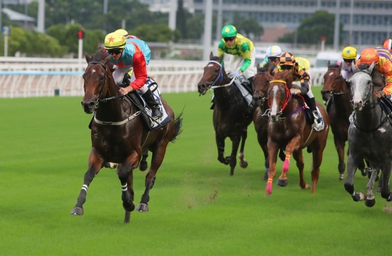 Ka Ying Rising dominates his rivals under Zac Purton in a Sha Tin trial. Photos: Kenneth Chan