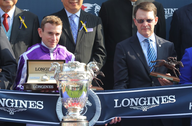 Ryan Moore and Aidan O’Brien collect the Hong Kong Vase trophies after Highland Reel’s win in 2017. Photo: Kenneth Chan