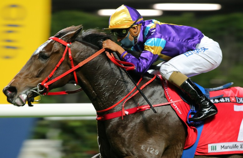 Karis Teetan boots Charity Fun to victory at Happy Valley earlier this month. Photos: Kenneth Chan