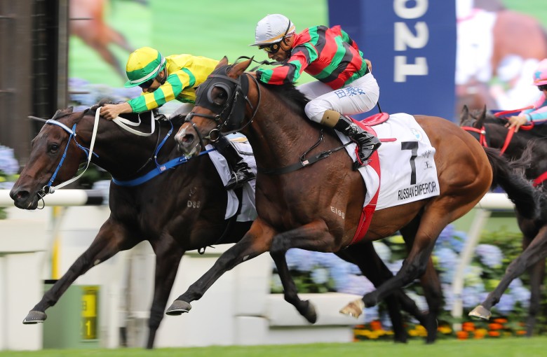 Russian Emperor (right) finishes second to Sky Darci in the Hong Kong Derby. Photos: Kenneth Chan