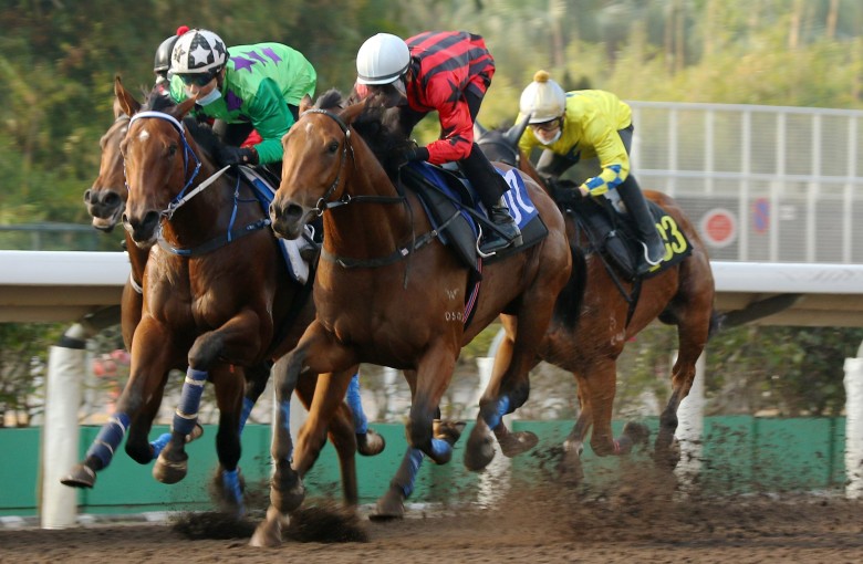 Karis Teetan wins a barrier trial with Divine Era. Photos: Kenneth Chan
