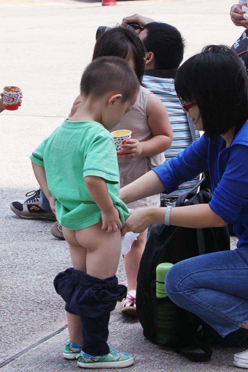 little boys peeeing Little Toddler Child Boy Pee His Pants While Playing Toys ...