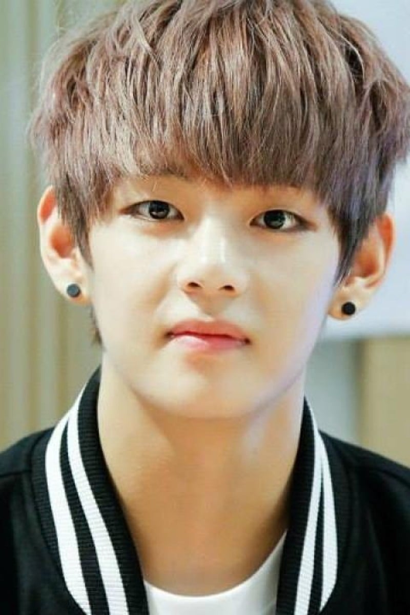 V (BTS) profile, age & facts (2024 updated)