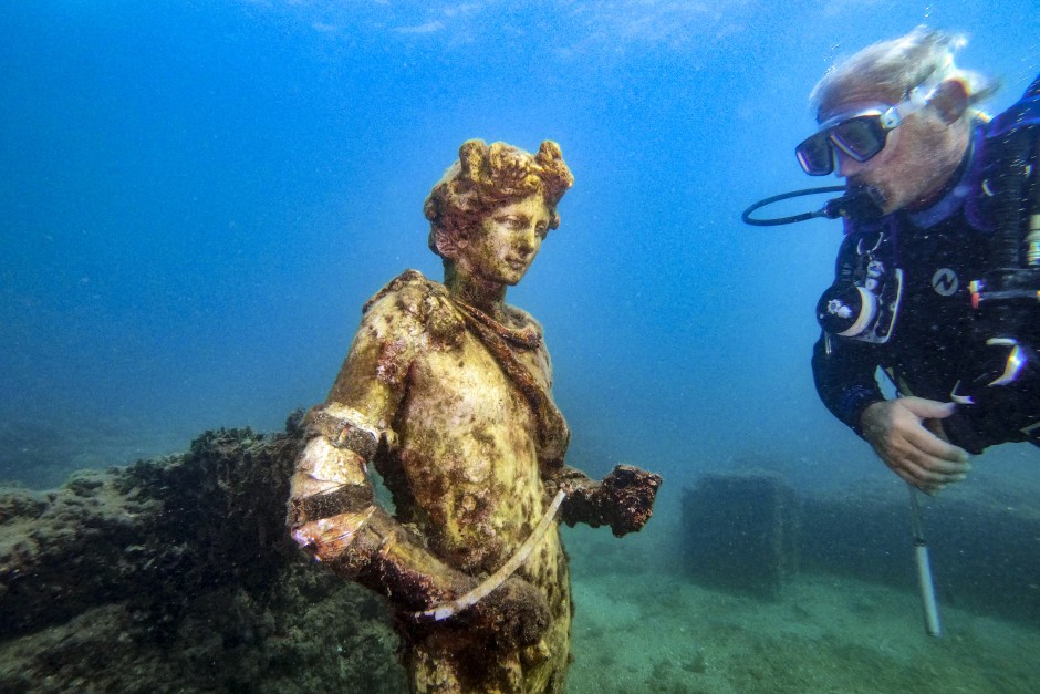 Diving Among Ancient Ruins Where Romans Used To Party South China Morning Post
