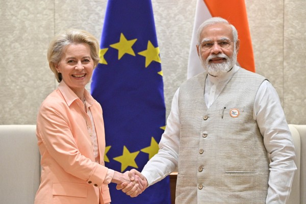 India, New Delhi: Indian Prime Minister Narendra Modi (R) meets with European Commission President Ursula von der Leyen on Monday. Photo: European Commission/dpa