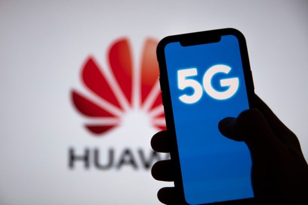 Huawei Technologies Co says most premium Android smartphones in the global market use its licensed 4G and 5G mobile technologies. Photo: Shutterstock Huawei Technologies Co says most premium Android smartphones in the global market use its licensed 4G and 5G mobile technologies. Photo: Shutterstock