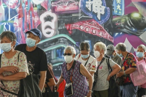 Hong Kong authorities plan to boost the inoculation rate among unvaccinated seniors to protect them from severe coronavirus symptoms. Photo: Jonathan Wong