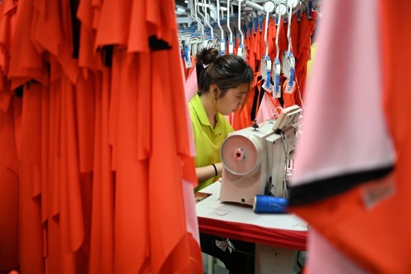 China’s monthly export of textiles and garments beat expectations and increased by 17.5 per cent compared with a year earlier to a historical high of US$33.22 billion in July. Photo: Xinhua