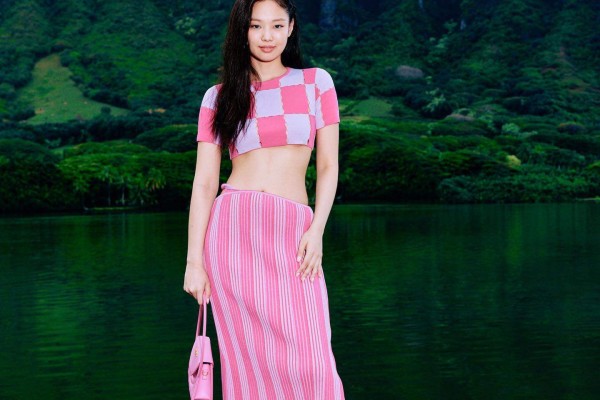 After private photos of Blackpink member Jennie (above) were leaked online, the group’s label, YG Entertainment, has announced it will be taking legal action. Photo: Instagram 