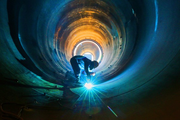 China’s official manufacturing purchasing managers’ index (PMI) fell further into contractoin in May, but the Caixin/S&P Global gauge returned to expansion last month. Photo: AFP