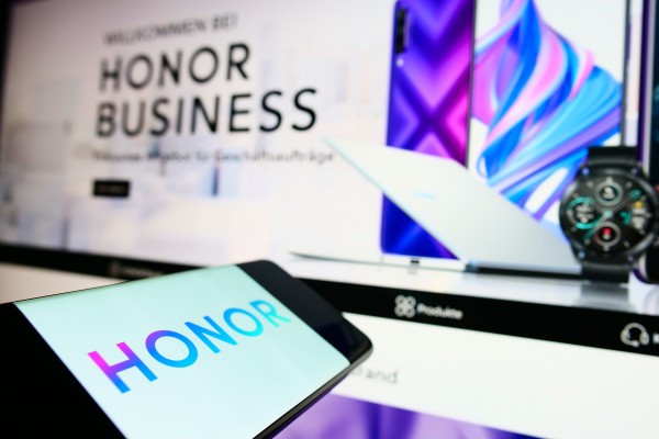 If confirmed, Honor’s plan to go public would buttress the company’s ascent to the top of China’s smartphone market, the world’s largest. Photo: Shutterstock