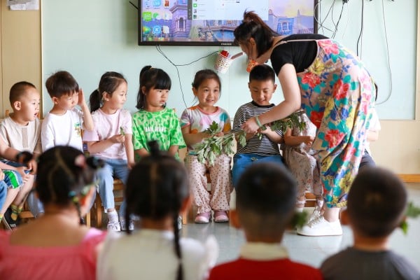 There could be a surplus of 1.5 million primary schoolteachers and 370,000 middle schoolteachers by 2035 in China. Photo: Shutterstock
