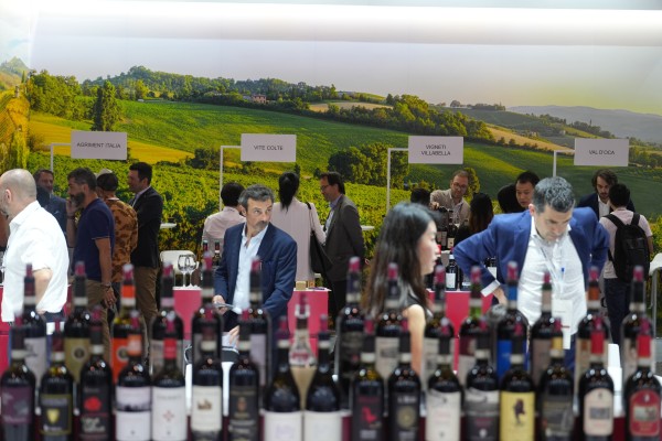 Vinexpo Asia made a comeback after a hiatus of six years. Photo: Sam Tsang Vinexpo Asia made a comeback after a hiatus of six years. Photo: Sam Tsang