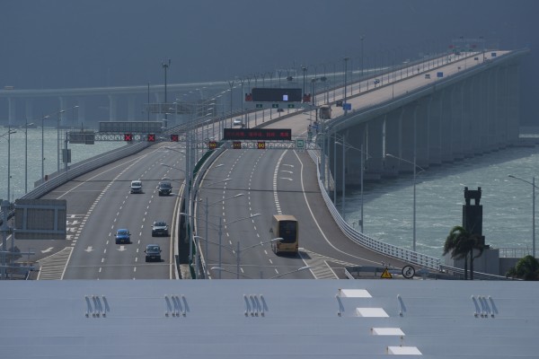 A veteran Hong Kong politician has called for greater policy alignment between jurisdictions overseeing the Hong Kong-Zhuhai-Macau Bridge. Photo: Eugene Lee