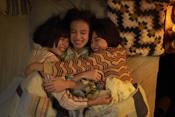 (From left) Hana Sugisaki as Yuuka, Kaya Kiyohara as Sakura and Suzu Hirose as Misaki in a still from Unreachable. 