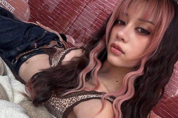 Katseye’s Megan Skiendiel came out as bisexual earlier this month. Photo: @meganskiendiel/Instagram