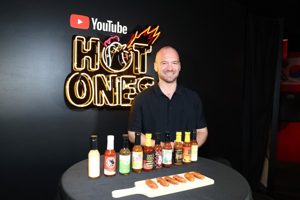 Hot Ones host and co-creator Sean Evans. Photo: Getty Images for YouTube/TNS Hot Ones host and co-creator Sean Evans. Photo: Getty Images for YouTube/TNS
