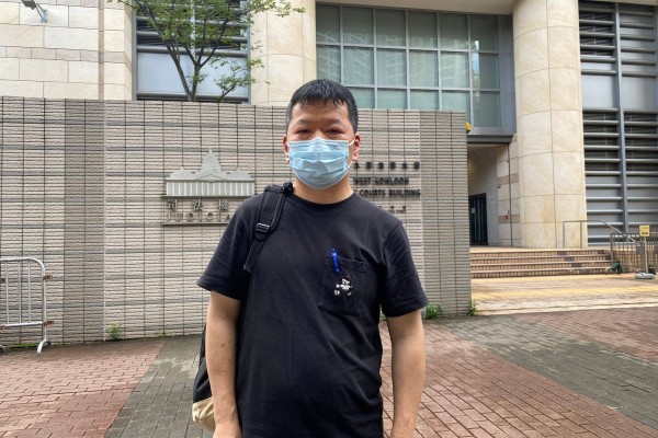 A five-member jury at the Coroner’s Court delivered a unanimous verdict that Tai Shun-keung’s 14-year-old daughter Tai Yee-ting died of natural causes. Photo: Fiona Sun