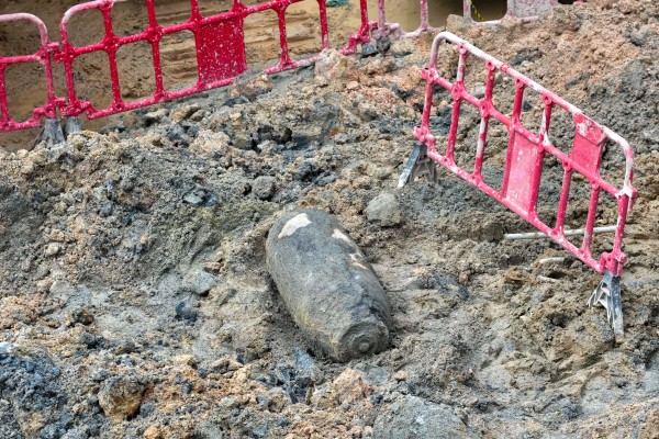 A bomb was discovered at a construction site on Pan Hoi Street in Quarry Bay. Photo: Karma Lo A bomb was discovered at a construction site on Pan Hoi Street in Quarry Bay. Photo: Karma Lo