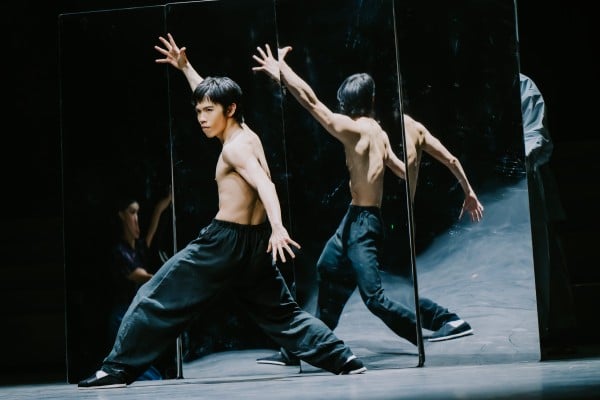 Ong Tze-shen gives a consummate portrayal of Bruce Lee in the Hong Kong Dance Company’s “Kung Fu Artistry”. Photo: Arliugraphy, courtesy of HKDC