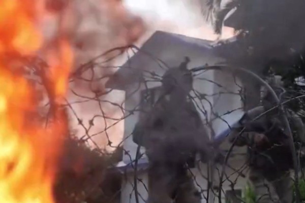 State broadcaster CCTV aired footage of PLA troops conducting a drill aimed at seizing part of a war-torn city. Photo: Handout