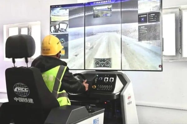 At the Huoshaoyun lead-zinc mine in Xinjiang’s Hotan county, domestically developed unmanned mining trucks have successfully completed ore loading and transport testing. Photo: Handout At the Huoshaoyun lead-zinc mine in Xinjiang’s Hotan county, domestically developed unmanned mining trucks have successfully completed ore loading and transport testing. Photo: Handout