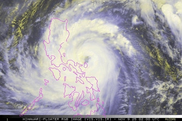 Satellite imagery taken by the US’ National Oceanic and Atmospheric Administration shows Super Typhoon Fung-wong approaching the Philippines on November 9. Photo: NOAA/NESDIS/AFP Satellite imagery taken by the US’ National Oceanic and Atmospheric Administration shows Super Typhoon Fung-wong approaching the Philippines on November 9. Photo: NOAA/NESDIS/AFP