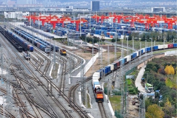 A China-Europe freight train leaves the Xian international port station in Shaanxi province on November 17. Photo: Xinhua A China-Europe freight train leaves the Xian international port station in Shaanxi province on November 17. Photo: Xinhua