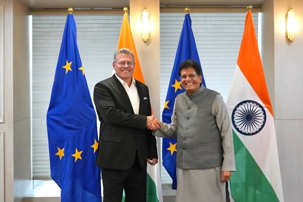 European Trade Commissioner Maros Sefcovic (left) shakes hands with Indian Commerce Minister Piyush Goyal in India on Monday. Photo: X/MarosSefcovic European Trade Commissioner Maros Sefcovic (left) shakes hands with Indian Commerce Minister Piyush Goyal in India on Monday. Photo: X/MarosSefcovic