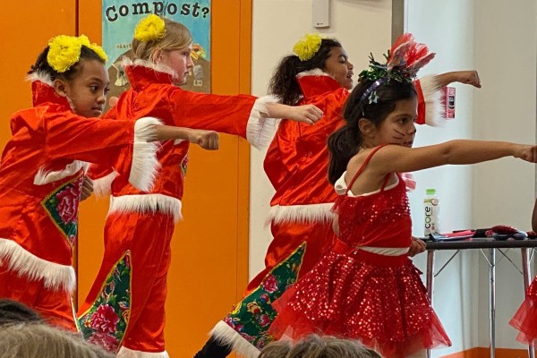 Students at Yu Ying Public Charter School in Washington perform a Chinese song and dance. The Congressional-Executive Commission on China’s annual report recommends introducing more Mandarin immersion programmes in the US. Photo: Yu Ying Public Charter School