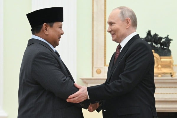 Russian President Vladimir Putin shakes hands with Indonesian President Prabowo Subianto ahead of their meeting at the Kremlin on Wednesday. Photo: dpa Russian President Vladimir Putin shakes hands with Indonesian President Prabowo Subianto ahead of their meeting at the Kremlin on Wednesday. Photo: dpa