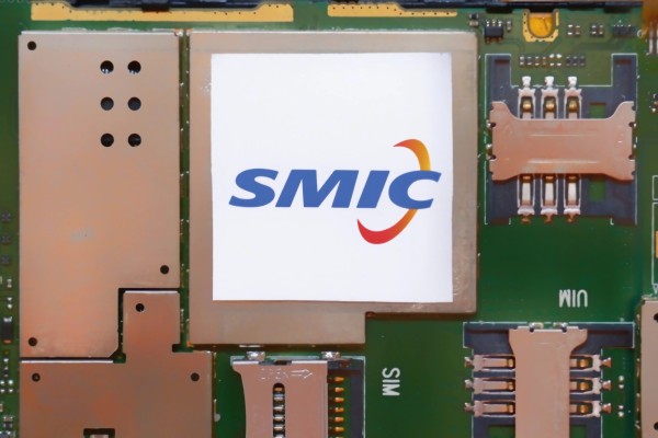 Chipmaker SMIC leads the gainers in Wednesday’s trading session. Photo: Shutterstock Chipmaker SMIC leads the gainers in Wednesday’s trading session. Photo: Shutterstock