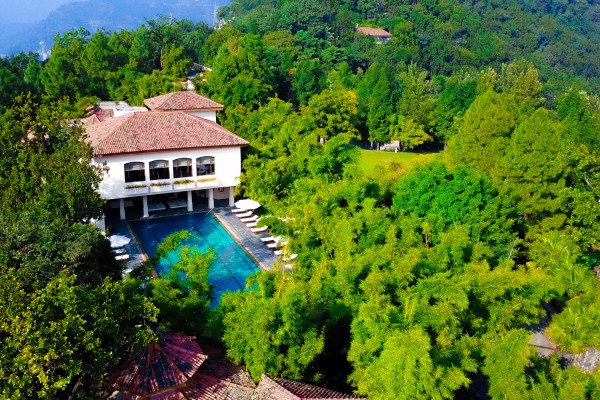 The spa pool at Ananda in the Himalayas, India’s first luxury wellness retreat, established a quarter of a century ago. Photo: Handout
