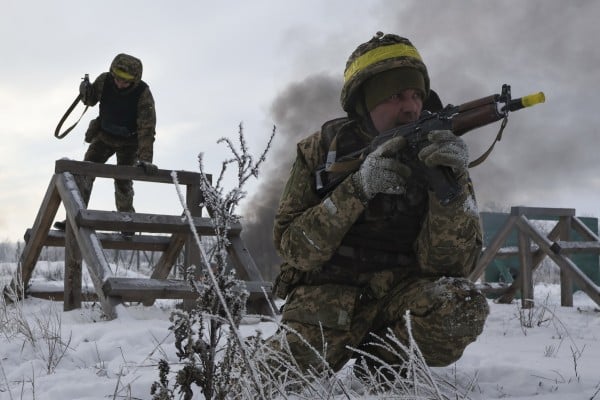 Ukrainian recruits attend training at an undisclosed location in the Zaporizhzhia region of Ukraine on January 1. Photo: EPA/65th Separate Mechanised Brigade press service Ukrainian recruits attend training at an undisclosed location in the Zaporizhzhia region of Ukraine on January 1. Photo: EPA/65th Separate Mechanised Brigade press service