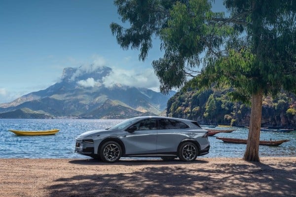 The hybrid G7 super utility vehicle boasts a range of more than 1,700km without charging, according to Xpeng. Photo: Handout The hybrid G7 super utility vehicle boasts a range of more than 1,700km without charging, according to Xpeng. Photo: Handout