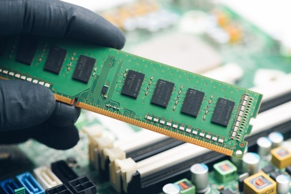 The current shortage and rising prices of regular dynamic random access memory chips have severely affected the consumer electronics market. Photo: Shutterstock The current shortage and rising prices of regular dynamic random access memory chips have severely affected the consumer electronics market. Photo: Shutterstock