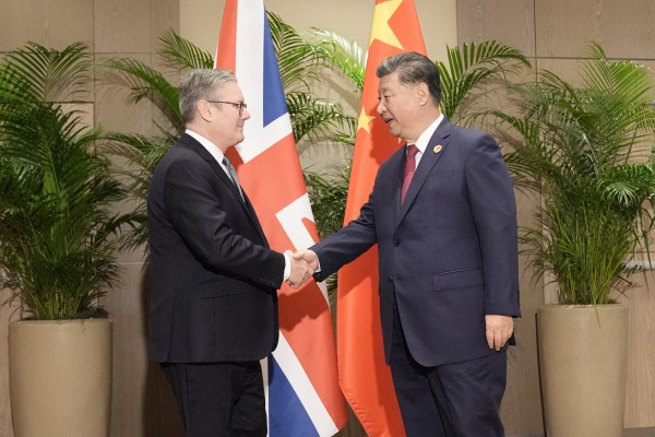 British Prime Minister Keir Starmer meets Chinese President Xi Jinping at the Sheraton Hotel, as he attends the G20 summit in Rio de Janeiro, Brazil, on November 18, 2024. Photo: Pool via Reuters