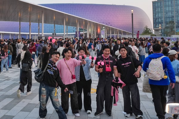 Blackpink fans outside Kai Tak Stadium before the show. Photo: Elson Li Blackpink fans outside Kai Tak Stadium before the show. Photo: Elson Li
