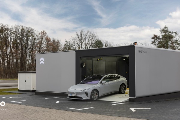 Shanghai-based Nio is the only mainland carmaker that builds swap-ready EVs. Photo: Facebook/Nio