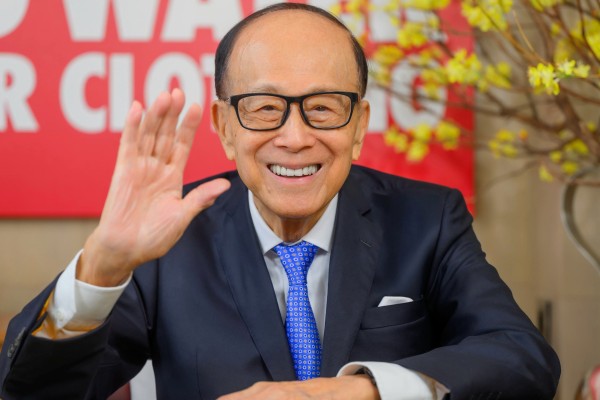 Li Ka-shing, dubbed “Superman” for his deal-making prowess, is Hong Kong’s richest individual. Photo: The Li Ka Shing Foundation